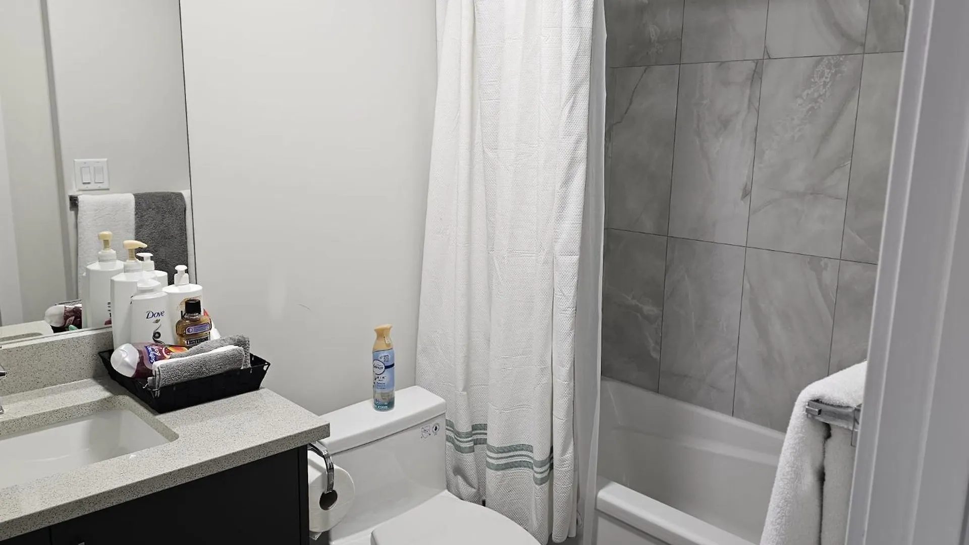 Feel At Home Edmonton Apartmán